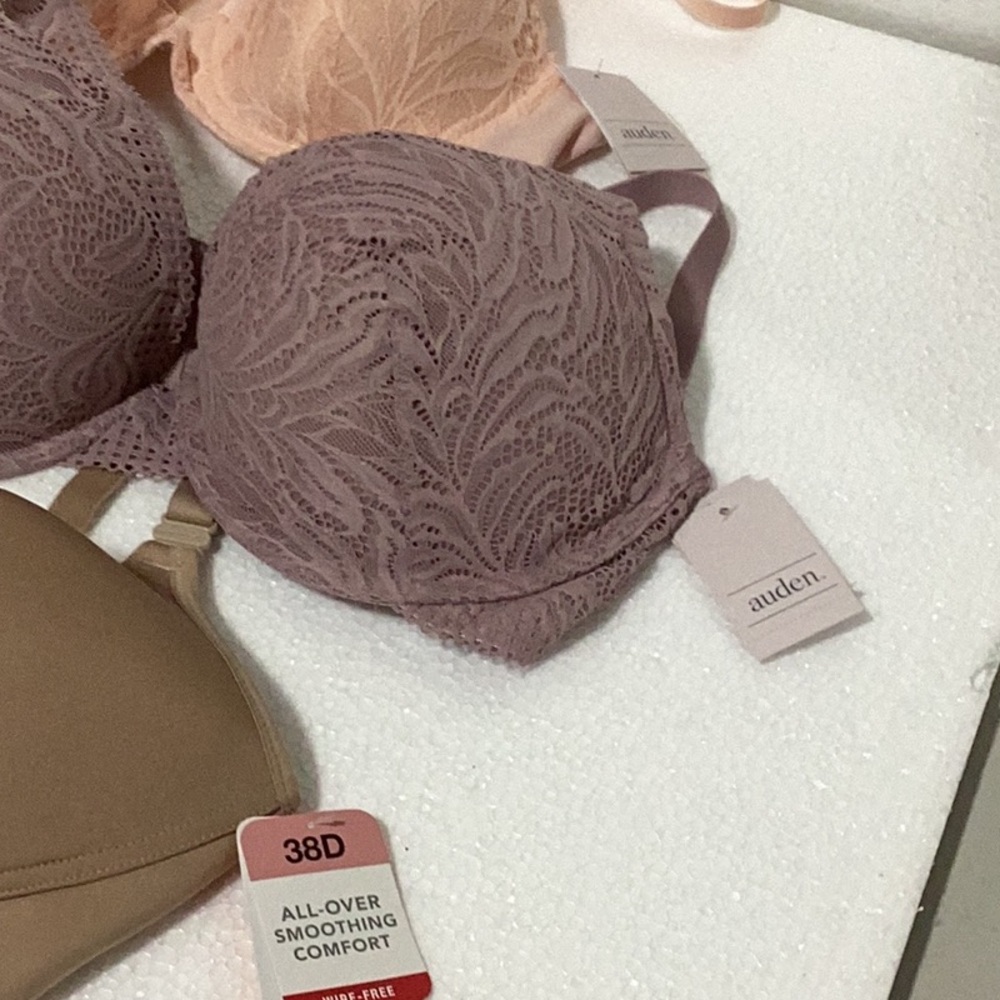 Women Bras New with Tags assorted styles brands and sizes - Picture 2 of 3